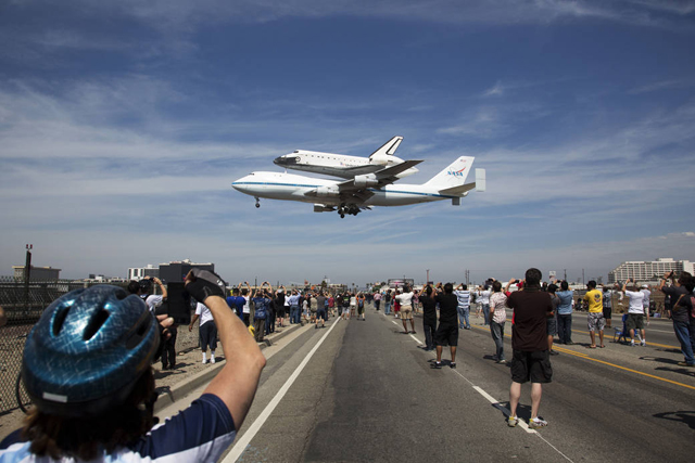Endeavour's Final Flight Ends at Los Angeles International Airport on Tuesday, Sept. 21, 2012 (Credit: NASA/Matt Hedges)